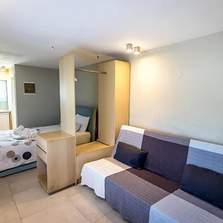 Evangelia's Family House Apartment *
